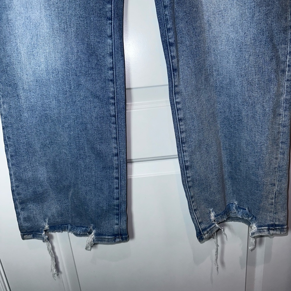 Risen Jeans 3XL High Rise Straight Leg Raw Hem Distressed Denim - Picture 9 of 9